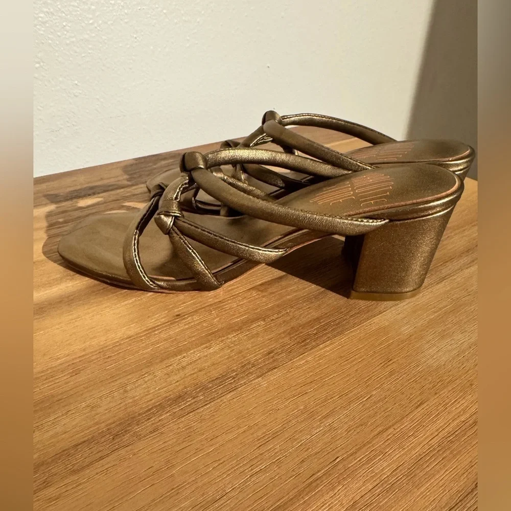 NEW Charlotte Stone Paloma Metallic Block Heel Sandal Bronze Size 5 Braided NWOB